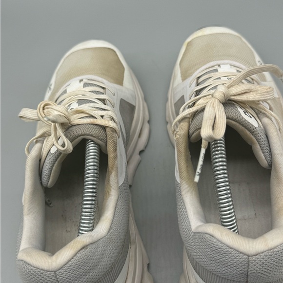 On Cloud SWISS ENGINEERING Cloudrunner Frost White Women’s Size 7 Run Sneakers - Picture 6 of 8